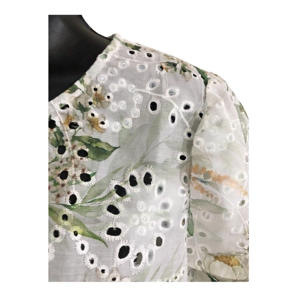 White crochet eyelet style green floral button down blouse top size Large new - Picture 4 of 15